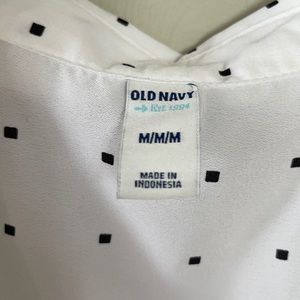 Old Navy woman’s Medium